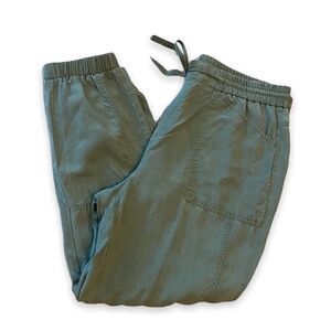 Banana Republic Cargo Jogger Pants